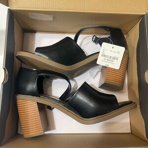 Pixley Black Heels